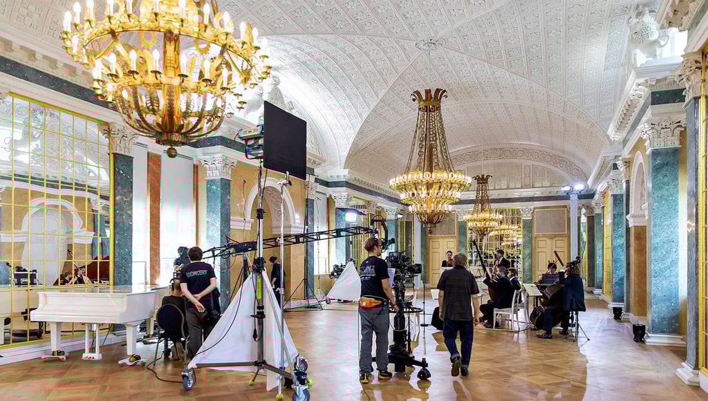 Im Juni wurde im Spiegelsaal im Schloss Köthen für den Konzertfilm gedreht. Nun ist die Produktion im Internet bei „ARTE Concert“ zu sehen.