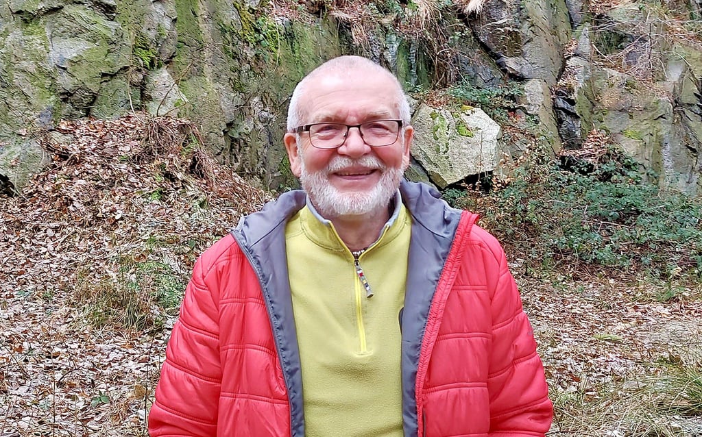 Nach rund 27 Jahren als gewählter Vertreter hat Wolfgang Knochenhauer die Bezeichnung Ehrenstadtrat erhalten. Noch länger, nämlich seit 60 Jahren, ist er in der Bergwacht Thale aktiv und klettert noch heute gern im Steinbachtal.