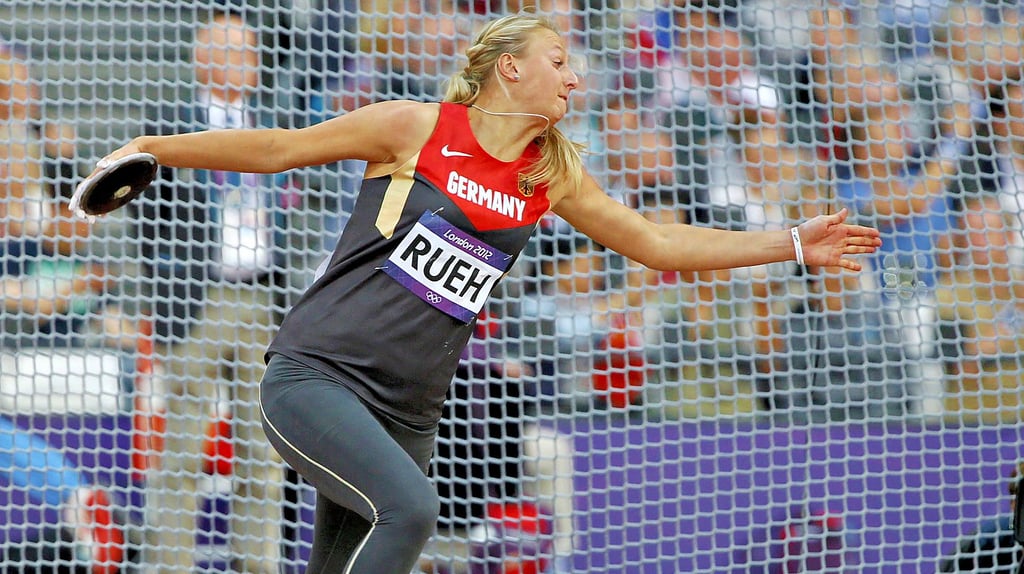 4. August 2012: Anna Wierig wirft die einen Kilo schwere Scheibe auf Rang neun bein den Olympischen Spielen in London. Ihren Bestwert erzielt sie 2015 mit 66,16 Metern.