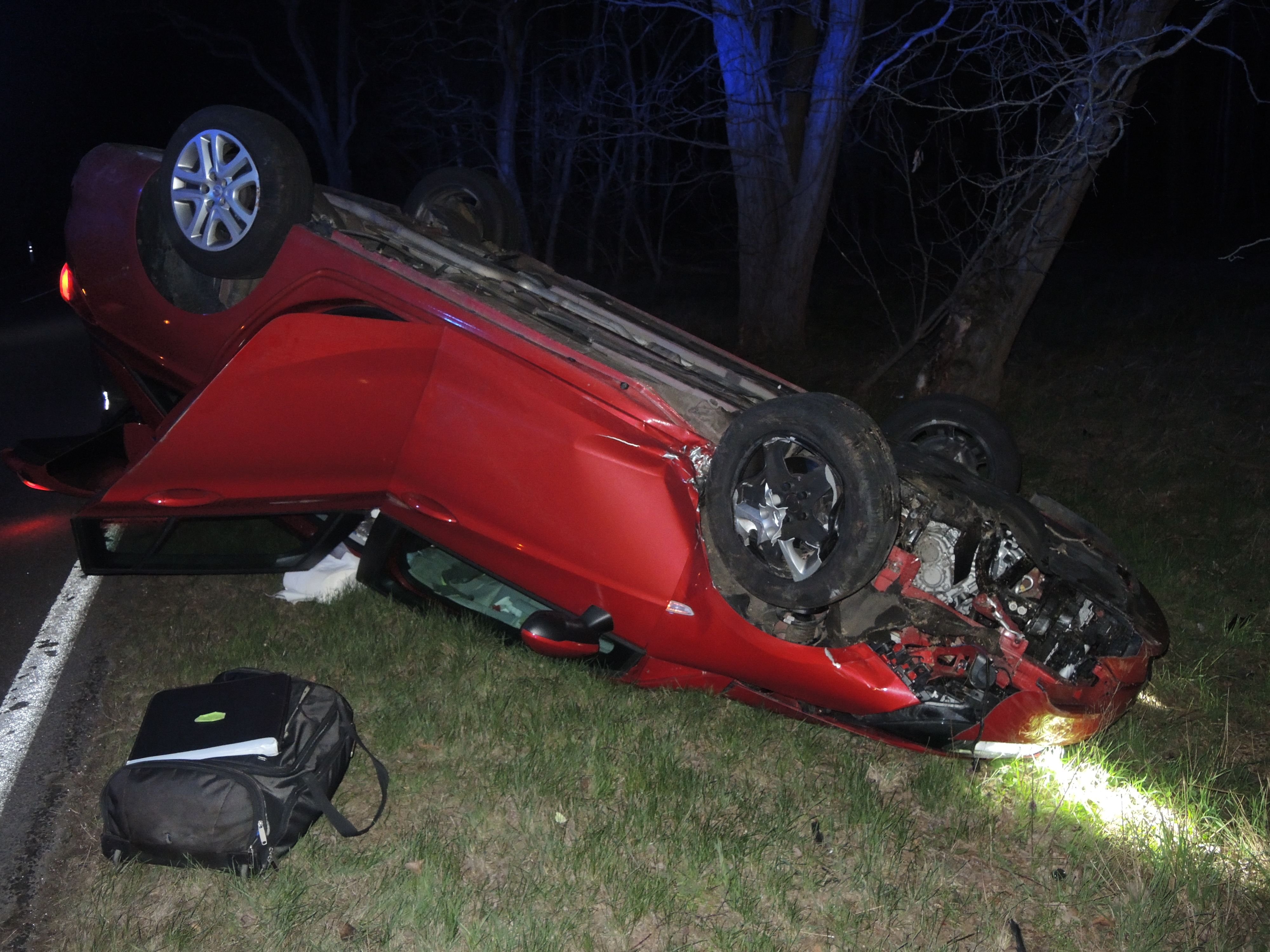 Unfall: Autofahrer Auf Der B71 Bei Letzlingen Eingeschlafen Und Mit Pkw ...