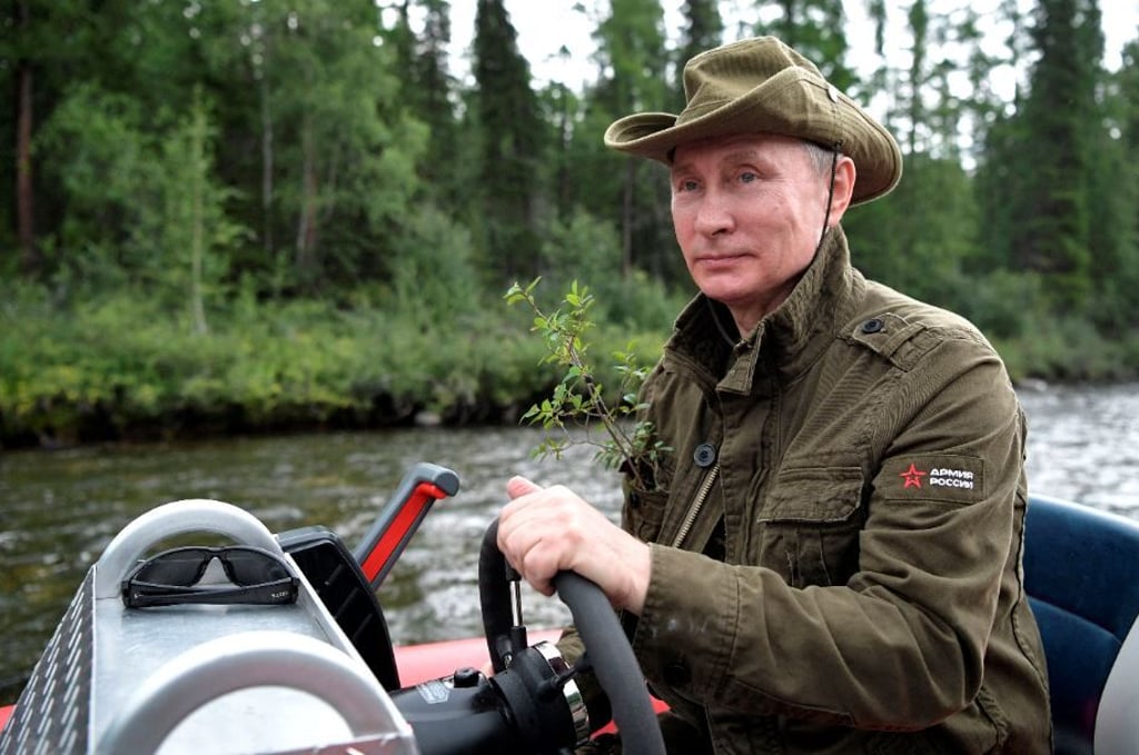 Der russische Präsident Wladimir Putin hat angekündigt, erneut für das Amt des Präsidenten zu kandidieren.