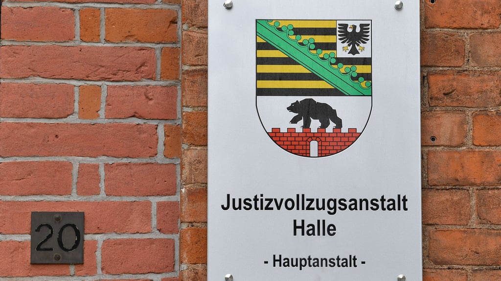 Eine Frau wurde in die JVA Halle