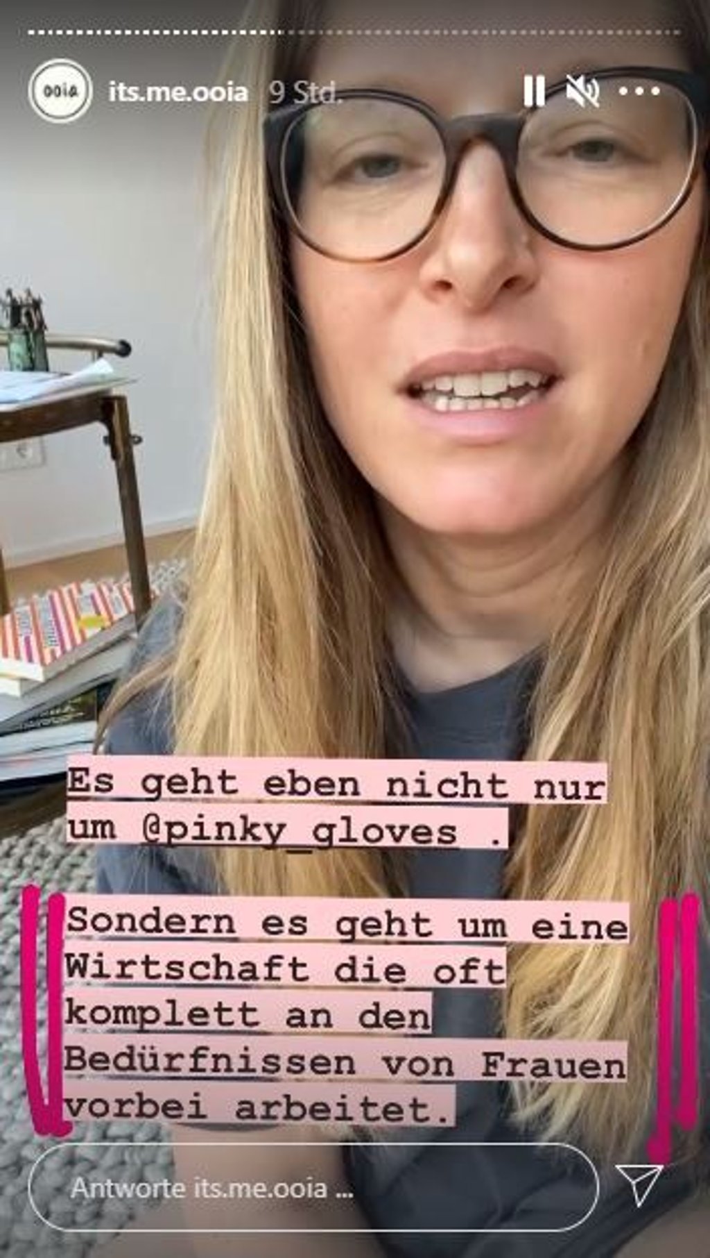 Die Gründerinnen erklären in meheren Instagram-Stories, wieso sie das Produkt der Männer kritisieren.