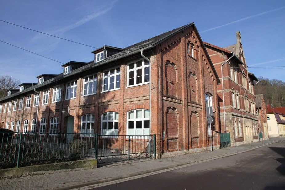 Nur noch dem Namen nach eine Schule: die Borlachschule in der Bad Kösener Burgstraße. Mit dem Auszug der Bad Bibraer ist sie verwaist.