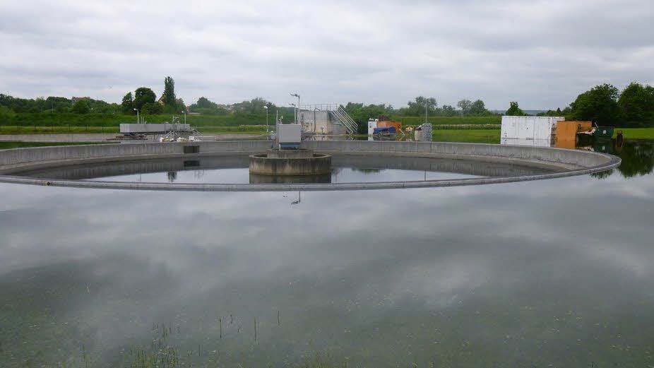 Dem Klärwerk in Schellsitz steht das Saalewasser bis zum Hals.