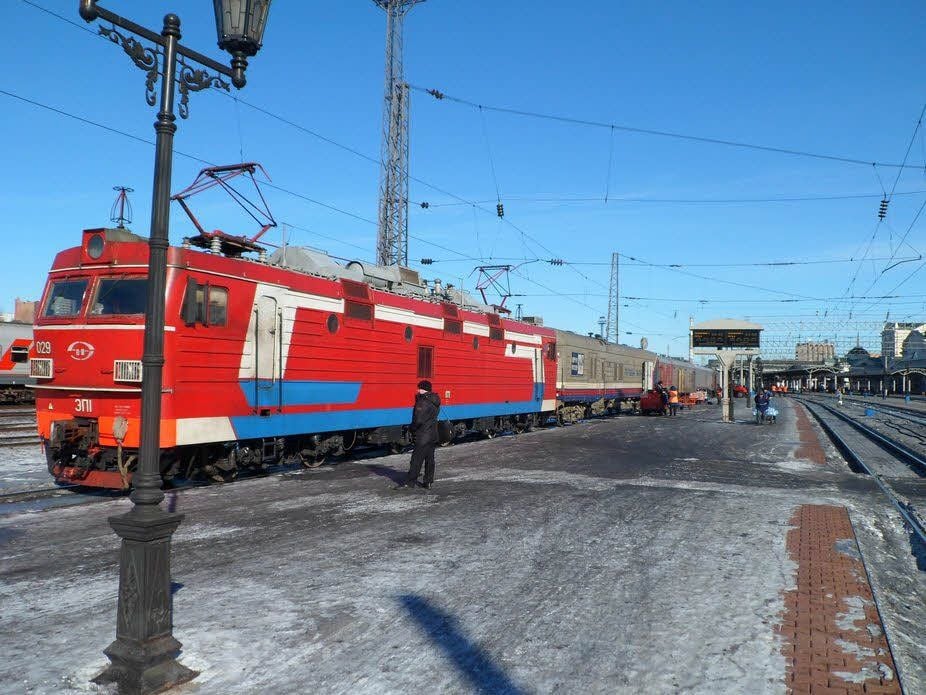 Das Gefährt von Moskau nach Irkutsk: die Transsibirische Eisenbahn.