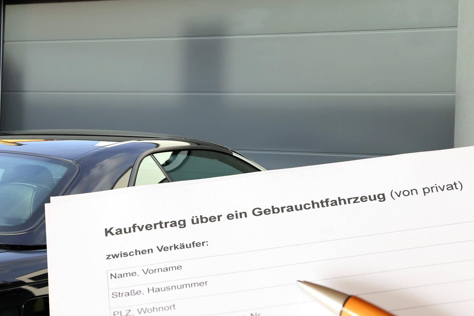 Ein 36-Jähriger aus Wettin-Löbejün soll einen Teuchener beim Autokauf betrogen haben.