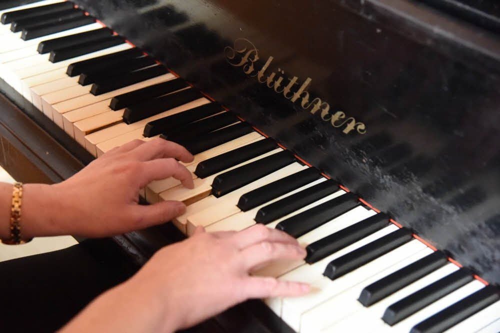Instrument mit großem Namen: Der beschädigte Blüthner-Flügel der Landesschule Pforta soll wieder prachtvoll erklingen.