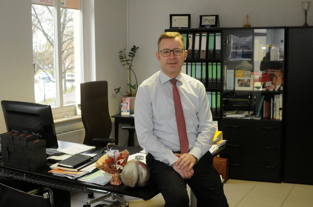 Daniel Sturm in seinem Naumburger Abgeordneten-Büro.