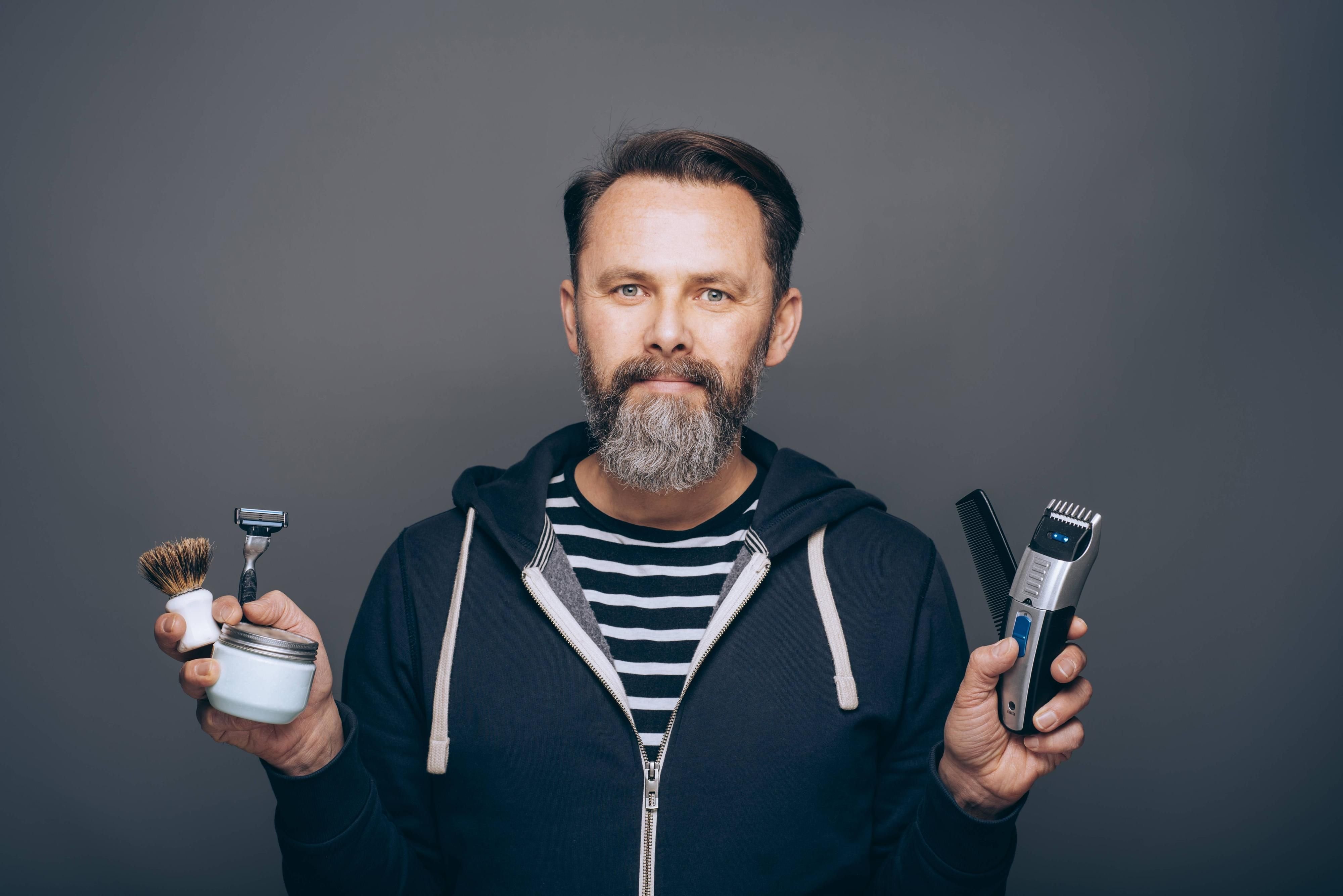 Es gibt nicht nur Rasierer für Männer, sondern auch für Sofas.