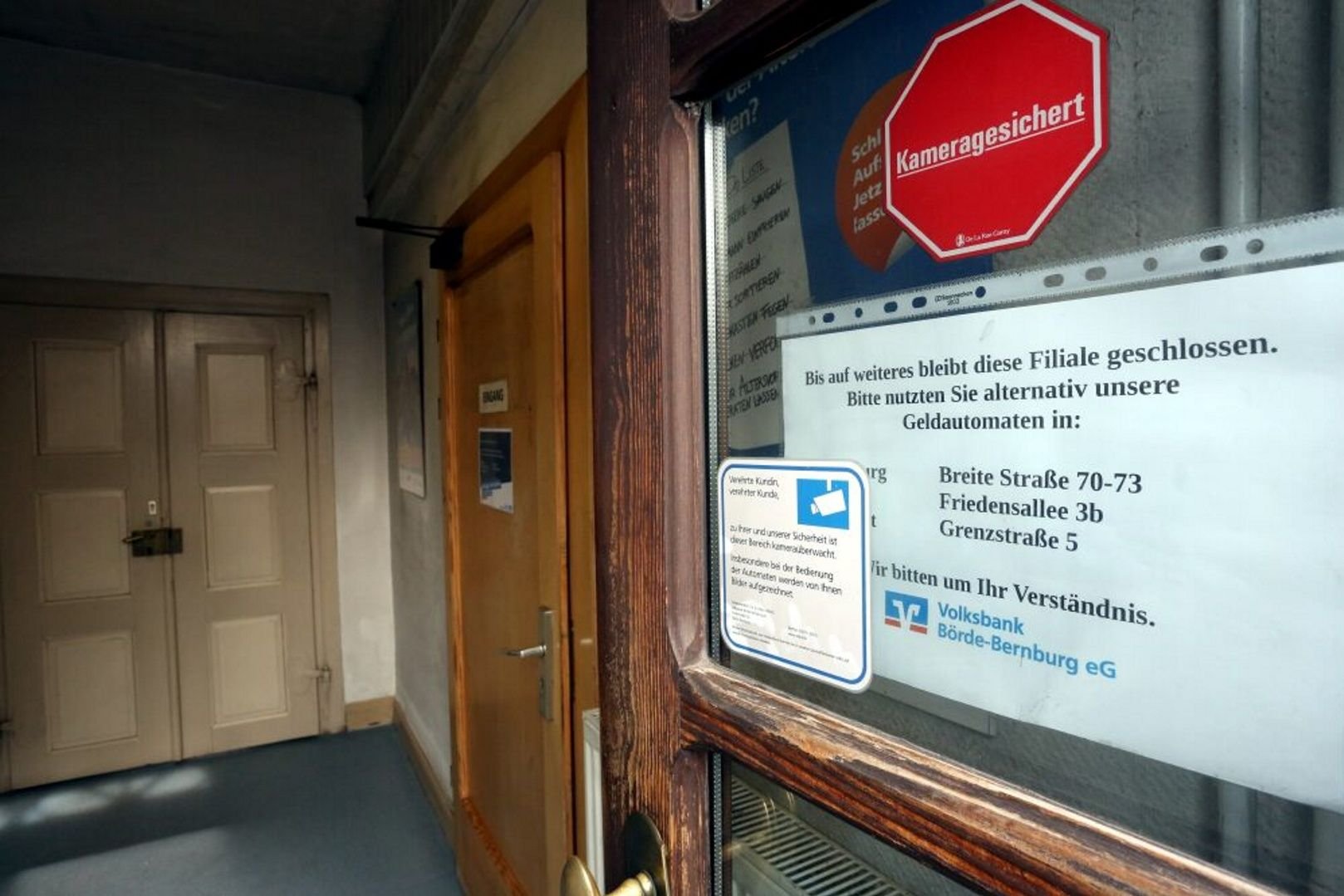 Die Nienburger Volksbank-Filiale ist derzeit nicht zugänglich.