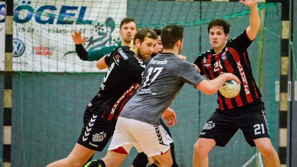 Hannes Zerrenner (r.) wird künftig nicht mehr für den HC Burgenland in der 3. Liga spielen.