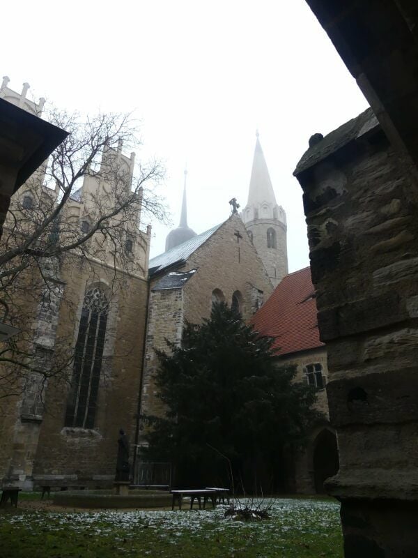1.000 Jahre und voller Mystik und Symbolik - der Merseburger Dom