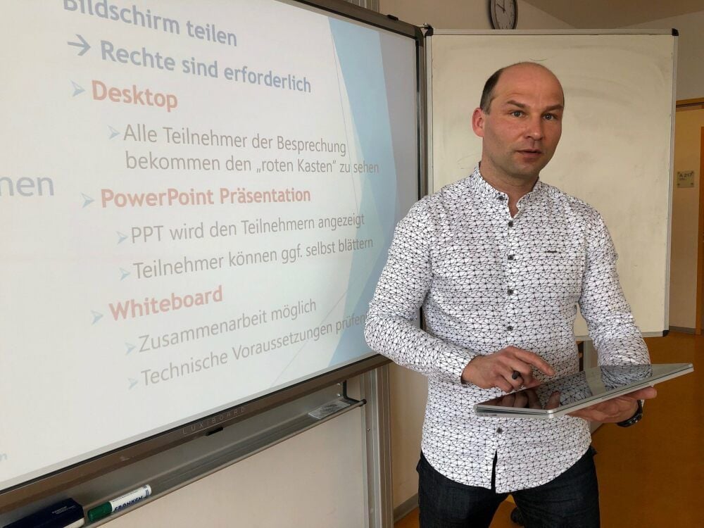 Martin Blanke leitet an den Berufsbildenden Schulen eine Arbeitsgemeinschaft Digitalisierung.