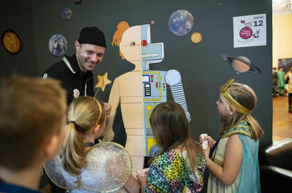 Beim Thalia-Fasching im letzten Jahr verwandelten sich die Kinder in Astronauten.