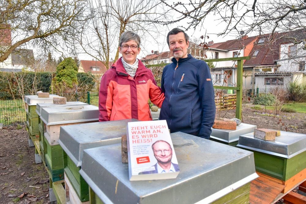 Umweltschutz persönlicher Art im Garten mit Bienenvölkern. Uta Rauch organisiert seit zehn Jahren Jungimker-Kurse. 2021 ist erstmals Pause.