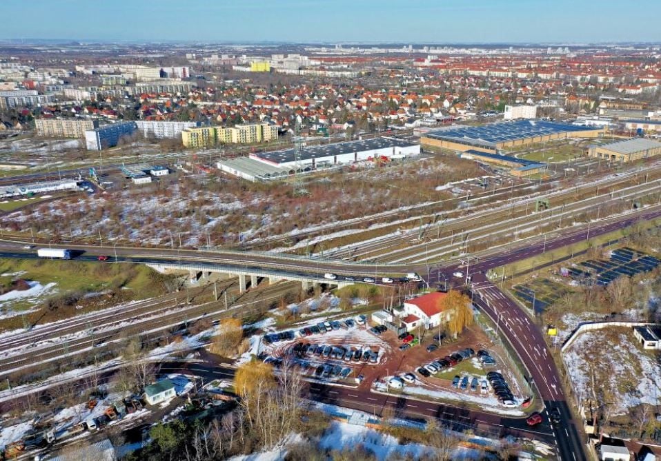 Die Europachaussee ist einer der wichtigsten Verkehrsachsen und könnte bis nach Radewell verlängert werden.