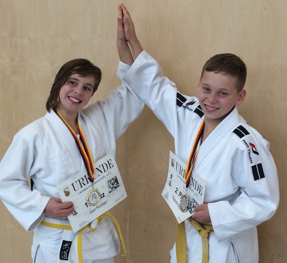 Die Naumburger Friesen Luci Richter und Theodor Beyer holten bei den Judo-Landesmeisterschaften in Tangermünde Gold beziehungsweise Silber.