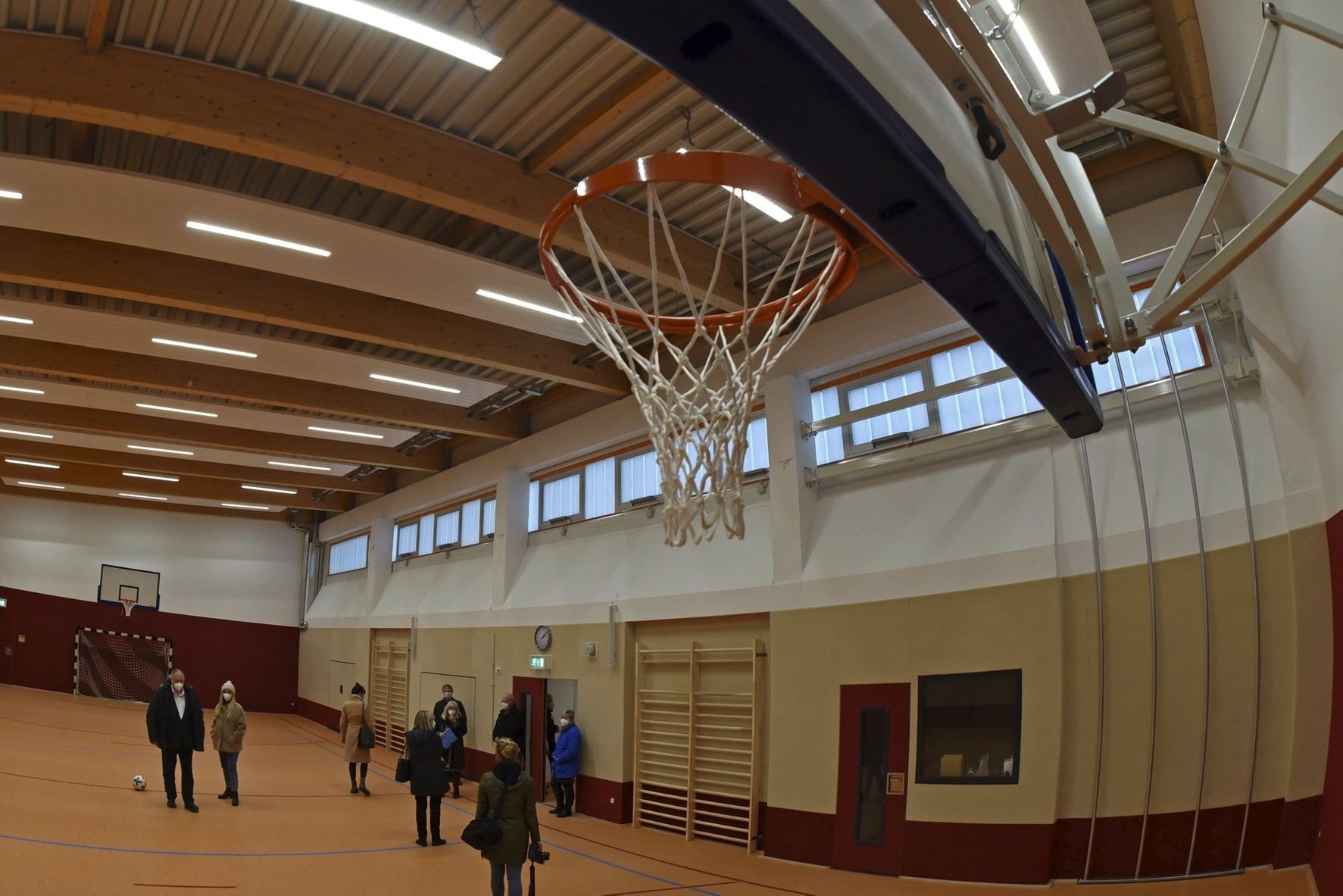 Viel Bewegungsspielraum: Die neue Turnhalle in Mehringen ist fertig.
