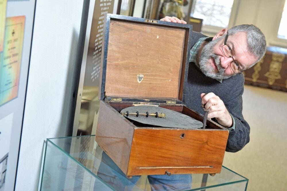 Über 20 Jahre Leidenschaft: Uwe Holz, Chef der Museen Bitterfeld und Wolfen