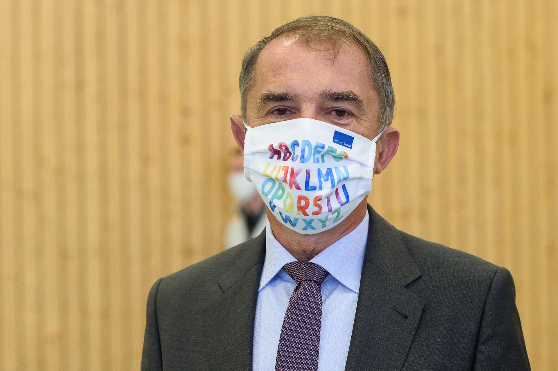 Die Verfassungsrichter haben entschieden, dass das Ministerium mit der verweigerten Auskunft von Marco Tullner die Abgeordnetenrechte Lippmanns verletzt hat.