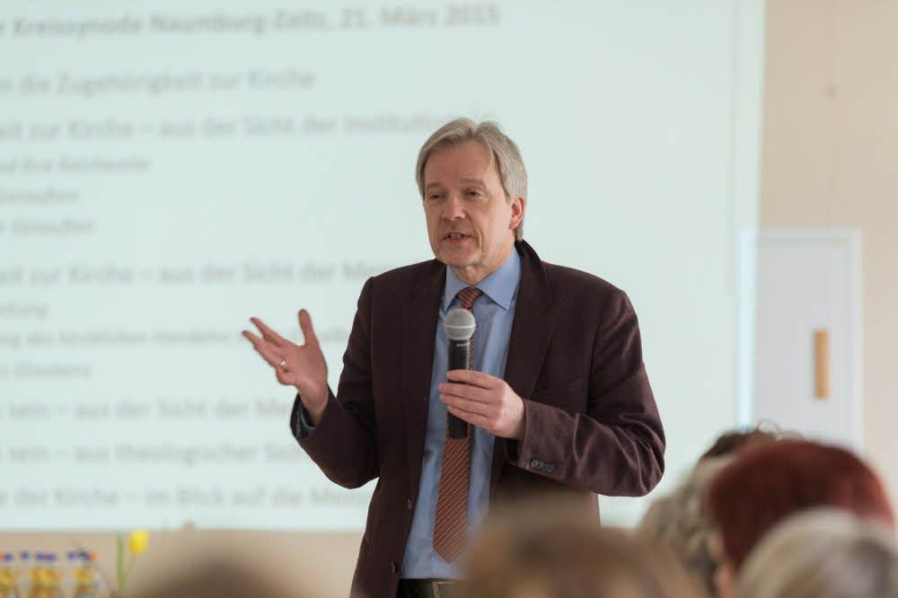 Besonderer Gast: Der Göttinger Theologe Jan Hermelink referiert über das Thema Christsein und die Konflikte zwischen Mensch und Kirche.