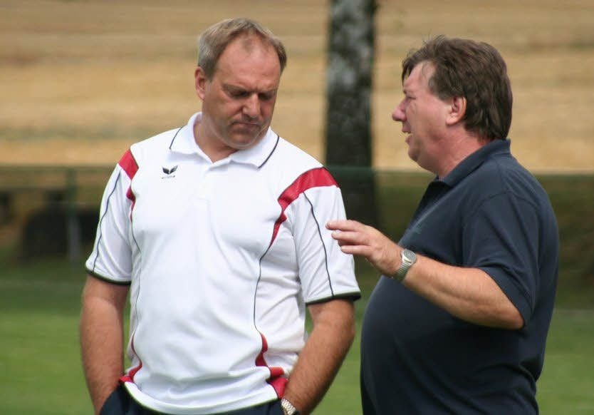 Waren acht Jahre lang ein erfolgreiches Team: SGH-Trainer Ralph Eschrich (l.) und Mannschaftsleiter Jürgen Ifland.
