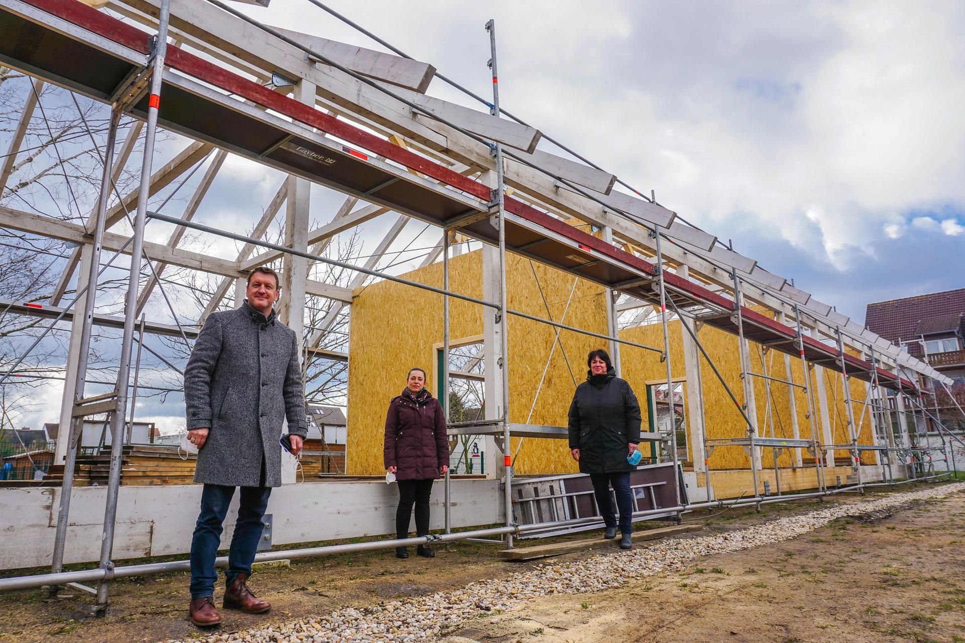 Im Naturgarten „Vergissmeinnicht“ steht jetzt der Schweizer Pavillon aus der Weltausstellung 2017.
