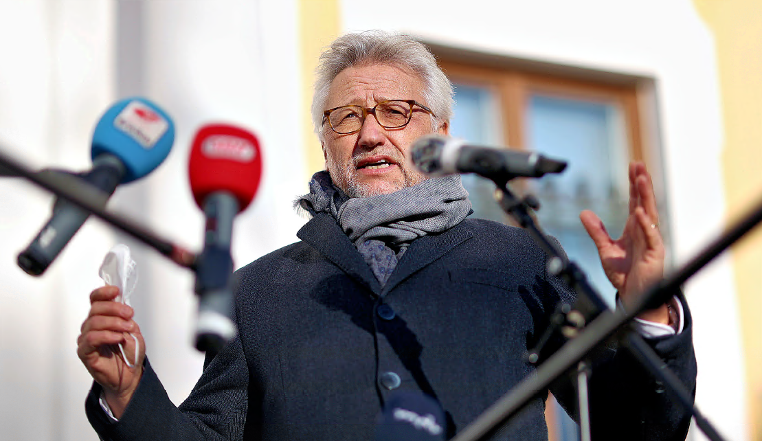 Jochen Heinze, Chef der Uniklinik in Magdeburg.