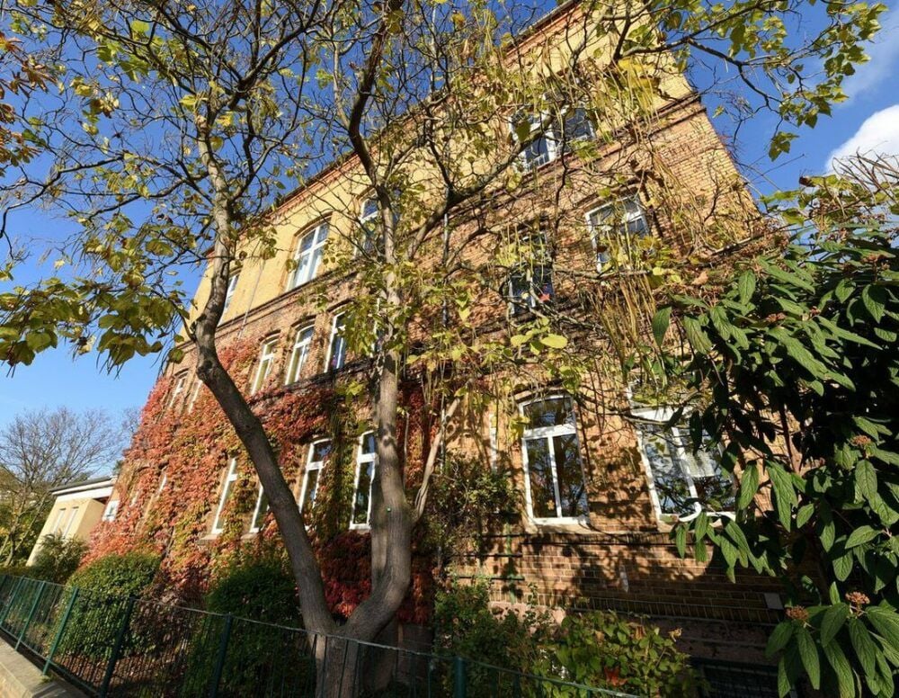Der Haushalt 2021 sieht Investitionen in der Köthener Kastanienschule für Digitalkonzept und Sanitäranbau vor.
