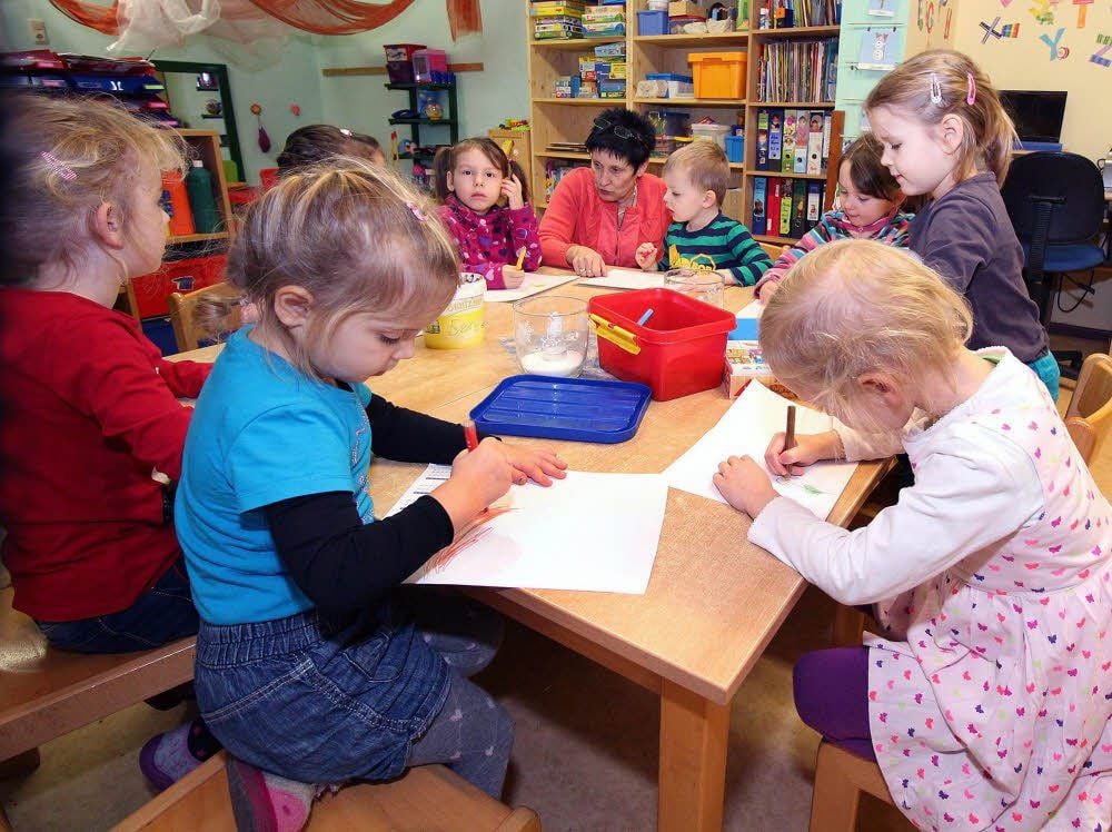 Malstunde im Kindergarten "Froschkönig"