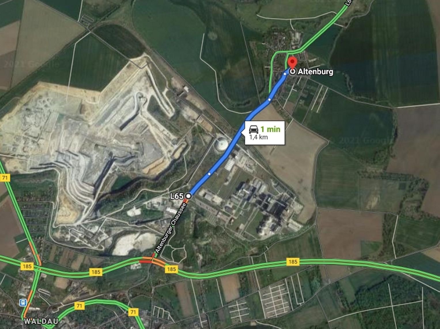 Weil die Landesstraße 65 zwischen Bernburger Zementwerk und Altenburg grundhaft ausgebaut wird, werde sie voll gesperrt.