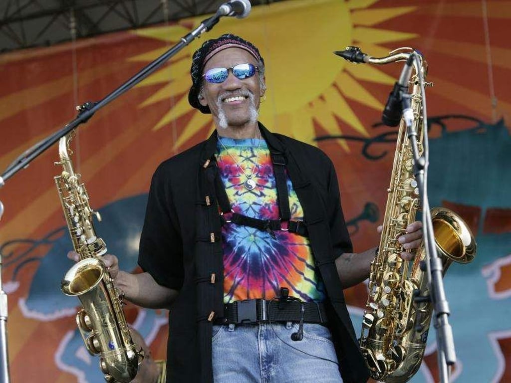 Charles Neville ist tot. Der Saxofonist wurde 79 Jahre alt. Foto: Dave Martin/AP