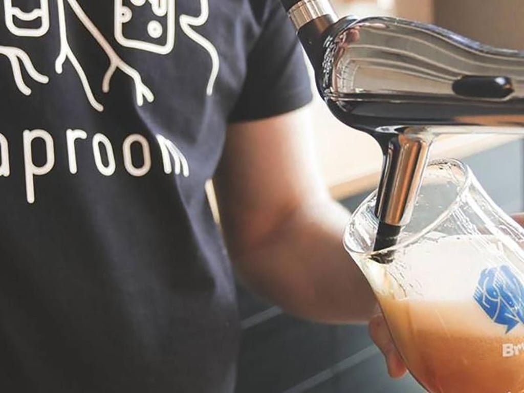 Frisch gezapft, made in Island. Auf der Insel gibt es viele kleine Brauereien. Foto: Askur Taproom