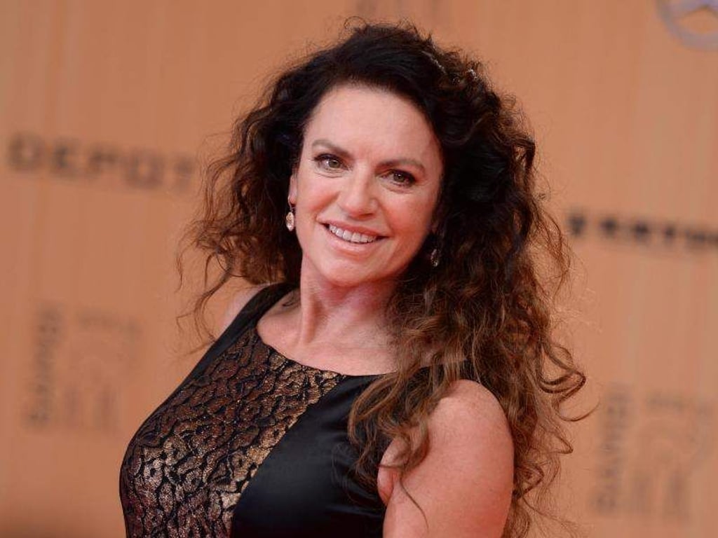 Die Schauspielerin Christine Neubauer spielt eine Köchin mit Hang zum Drama. Foto: Britta Pedersen