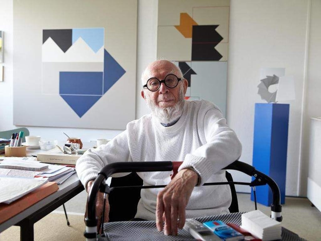 Der Künstler Heijo Hangen in seinem Atelier in Koblenz. Foto: Thomas Frey