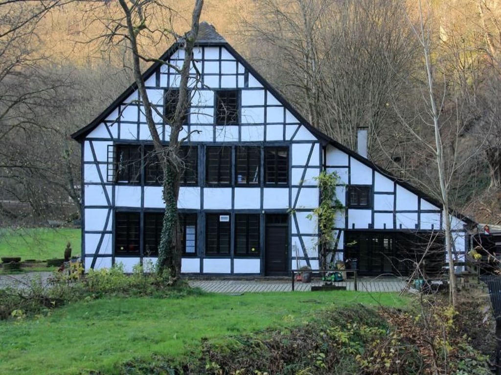 Der Balkhauser Kotten beherbergt heute ein Schleifermuseum. Foto: Bernd F. Meier