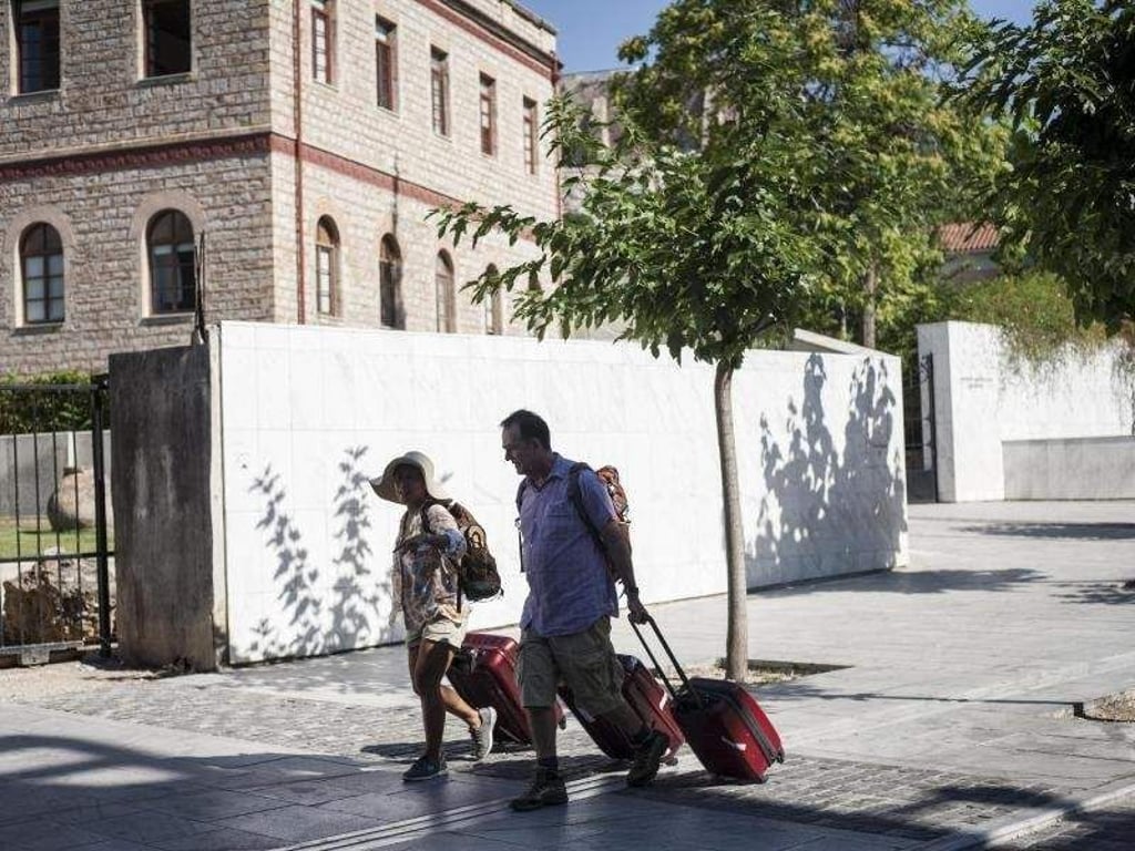 Griechenland droht die Staatspleite. Urlauber sollten ausreichend Bargeld dabeihaben. Foto: Socrates Baltagiannis