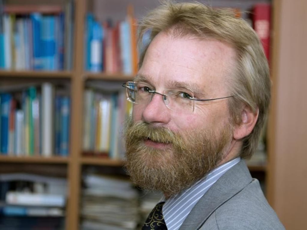 Ingo Spitczok von Brisinski ist Fachbereichsarzt Psychiatrie, Psychosomatik und Psychotherapie des Kindes- und Jugendalters an der LVR-Klinik Viersen. Foto: Joachim Abraham/LVR-Klinik Viersen