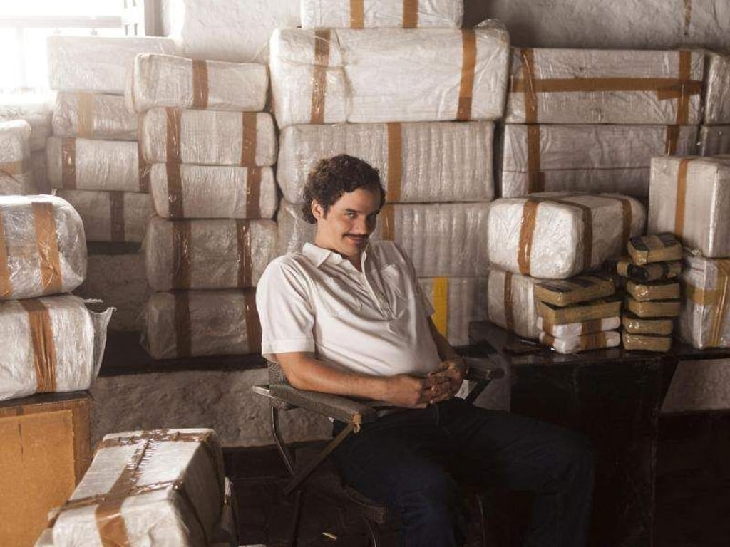 Wagner Moura als kolumbianischer Drogenkönig Pablo Escobar in der Serie "Narcos". Foto: Daniel Daza/Netflix