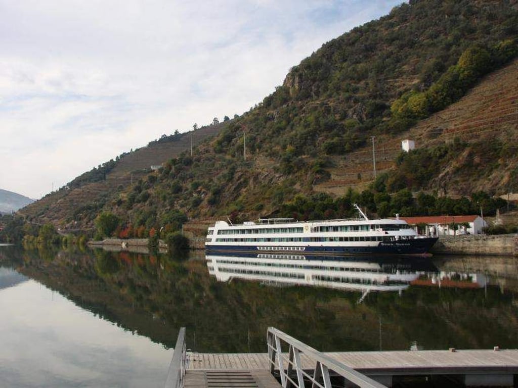 Eine Kreuzfahrt auf dem Douro verspricht ein besonderes Erlebnis zu werden. Künftig soll auch ein Schiff von A-Rosa durch Portugal touren. Foto: Hilke Segbers/Archiv