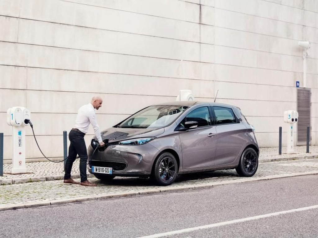 Strom aus Frankreich: Mit dem Renault Zoe soll der Fahrer bis zu 400 Kilometer mit einer Akkuladung kommen können. Foto: Renault