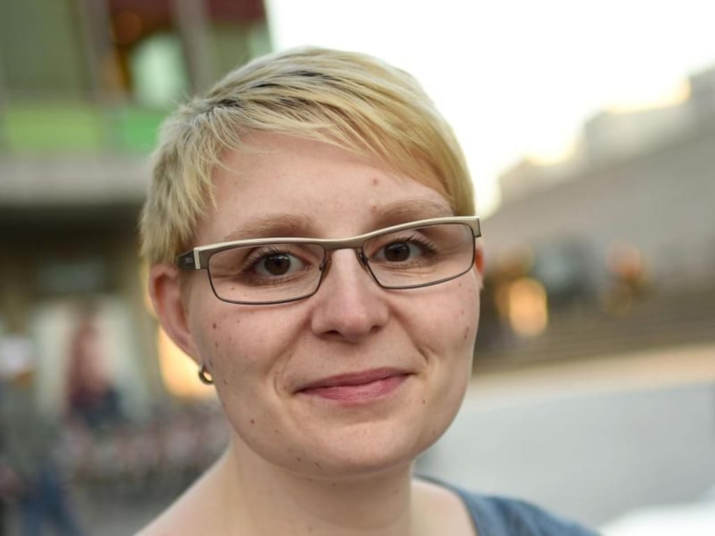 Sie ist 30, gelernte IT-Systemkauffrau und studiert berufsbegleitend Wirtschaftsinformatik. Zu ihrer Mutter hat Spenderkind Nicole S. eine enge Beziehung. Von ihrem Vater weiß Nicole nichts. Foto: Henning Kaiser