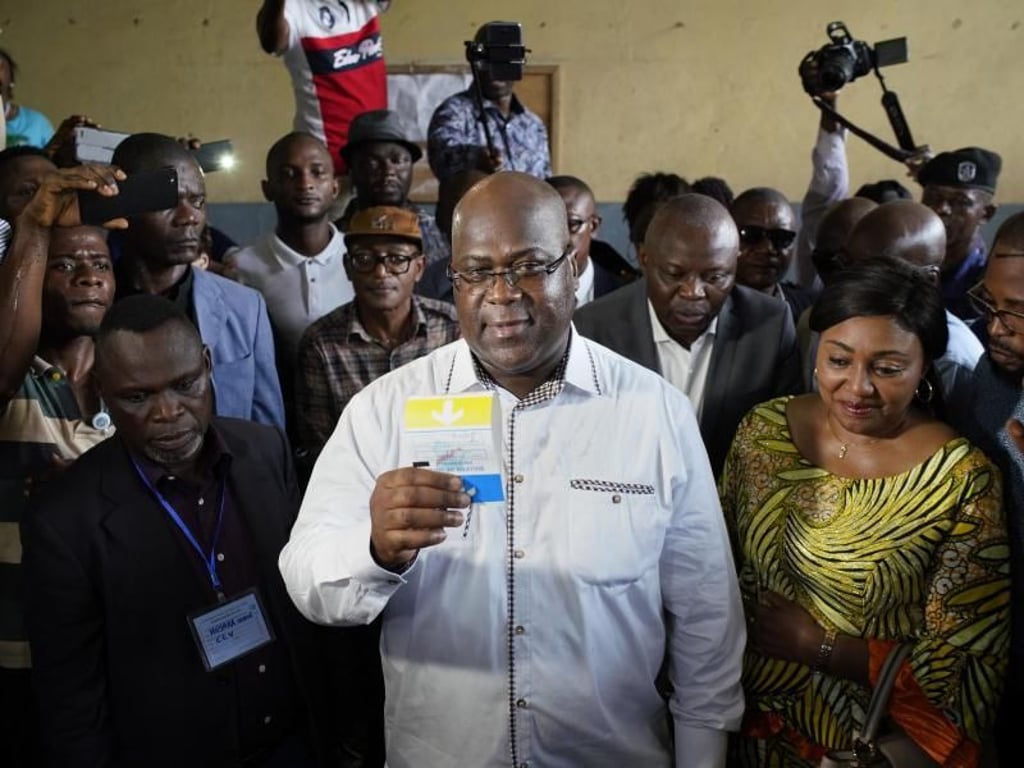 Dem Oppositionskandidaten Félix Tshisekedi werden zwar Chancen eingeräumt, doch weil sich die Regierungsgegner nicht auf einen gemeinsamen Bewerber einigen konnten, wird mit einem Sieg von Innenminister Shadary gerechnet. Foto: Jerome Delay/AP