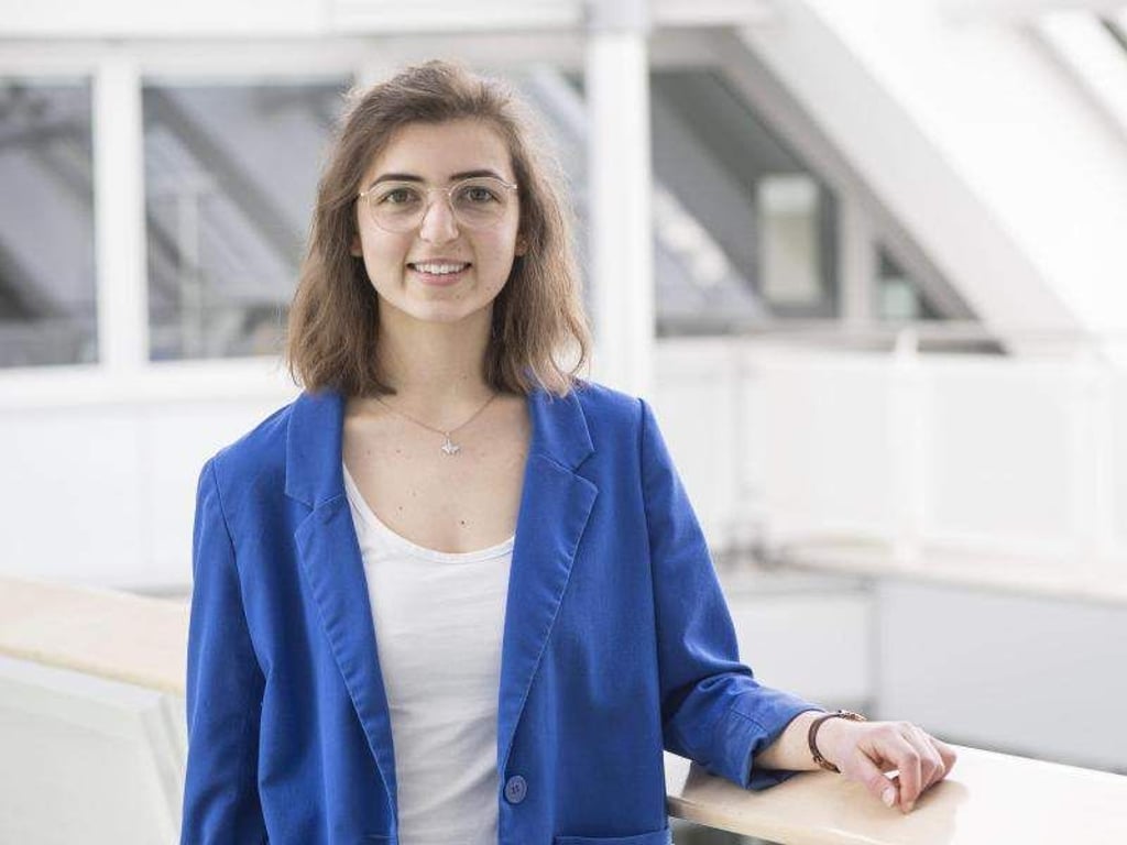 Ilka Schunke macht in Berlin eine Ausbildung zur Veranstaltungskauffrau. Foto: Robert Günther
