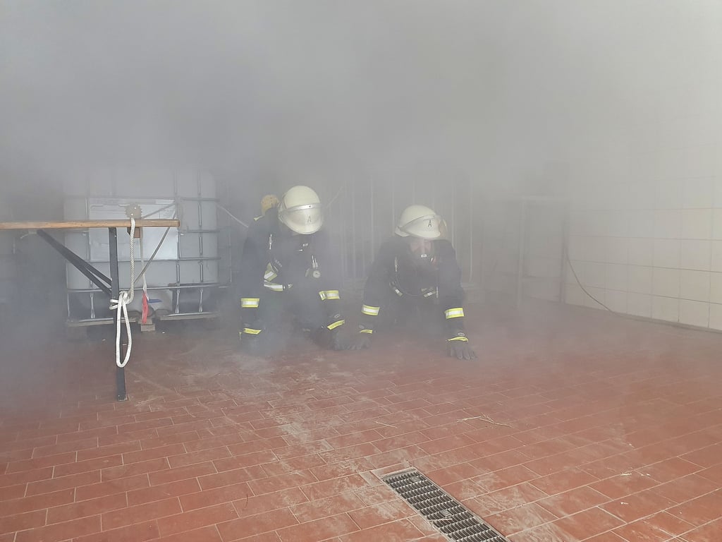Genthiner Atemschutzgeräteträger werden im Mai geschult.