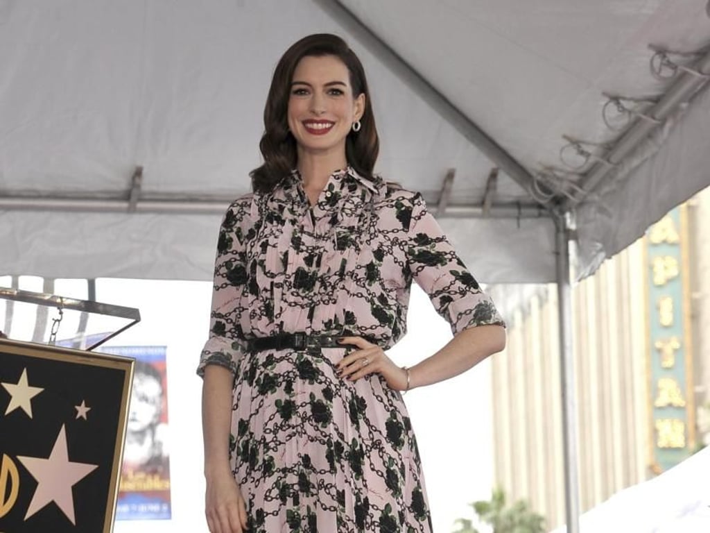 Schauspielerin Anne Hathaway bei der Enthüllung ihres Sterns auf dem Hollywood Walk of Fame. Foto: Richard Shotwell/Invision/