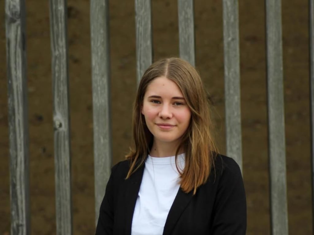 Nadine Linkes studiert Betriebswirtschaftslehre mit dem Schwerpunkt Tourismus. Foto: Luis Luengas Schwärmer