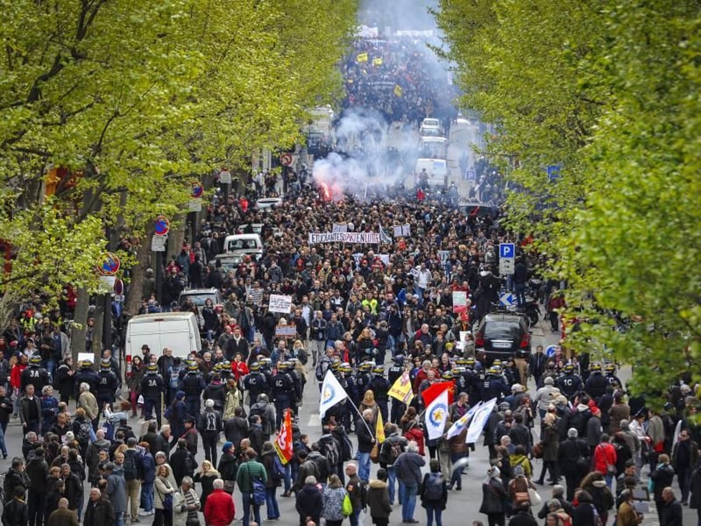 Seit vier Wochen gehen in Paris Menschen gegen die Reform der Arbeitsgesetze auf die Straße. Foto: Jeremy Lempin