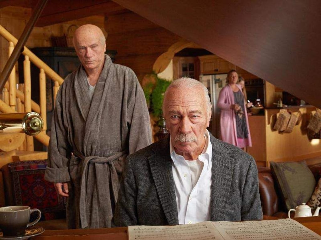 Christopher Plummer (l) als Holocaust-Überlebender Zev Guttman und Jürgen Prochnow als Rudy Kurlander im Film «Remember». Foto: Sophie Giraud/Tiberius Film/dpa